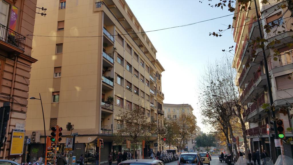 Alis Vanvitelli Suite Naples Extérieur photo