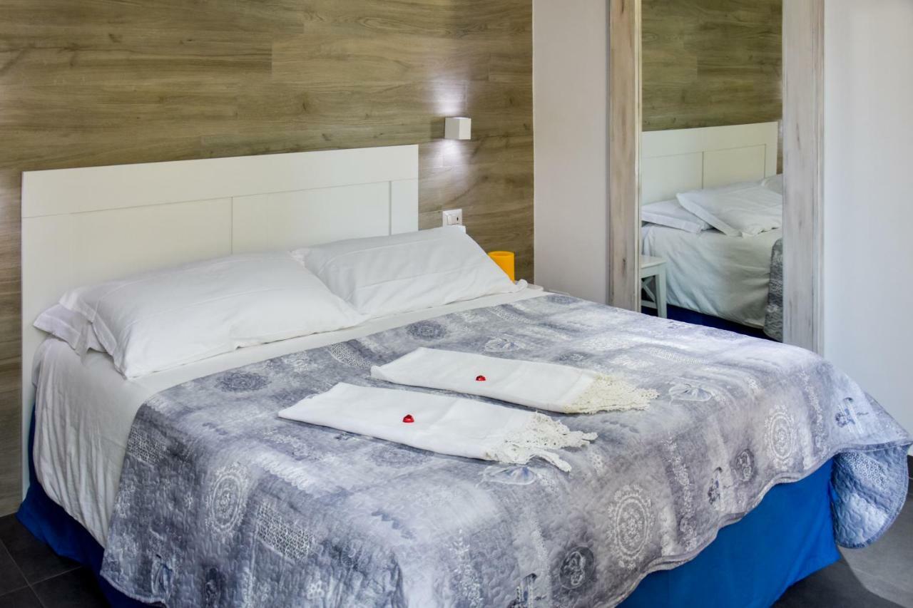 Alis Vanvitelli Suite Naples Extérieur photo